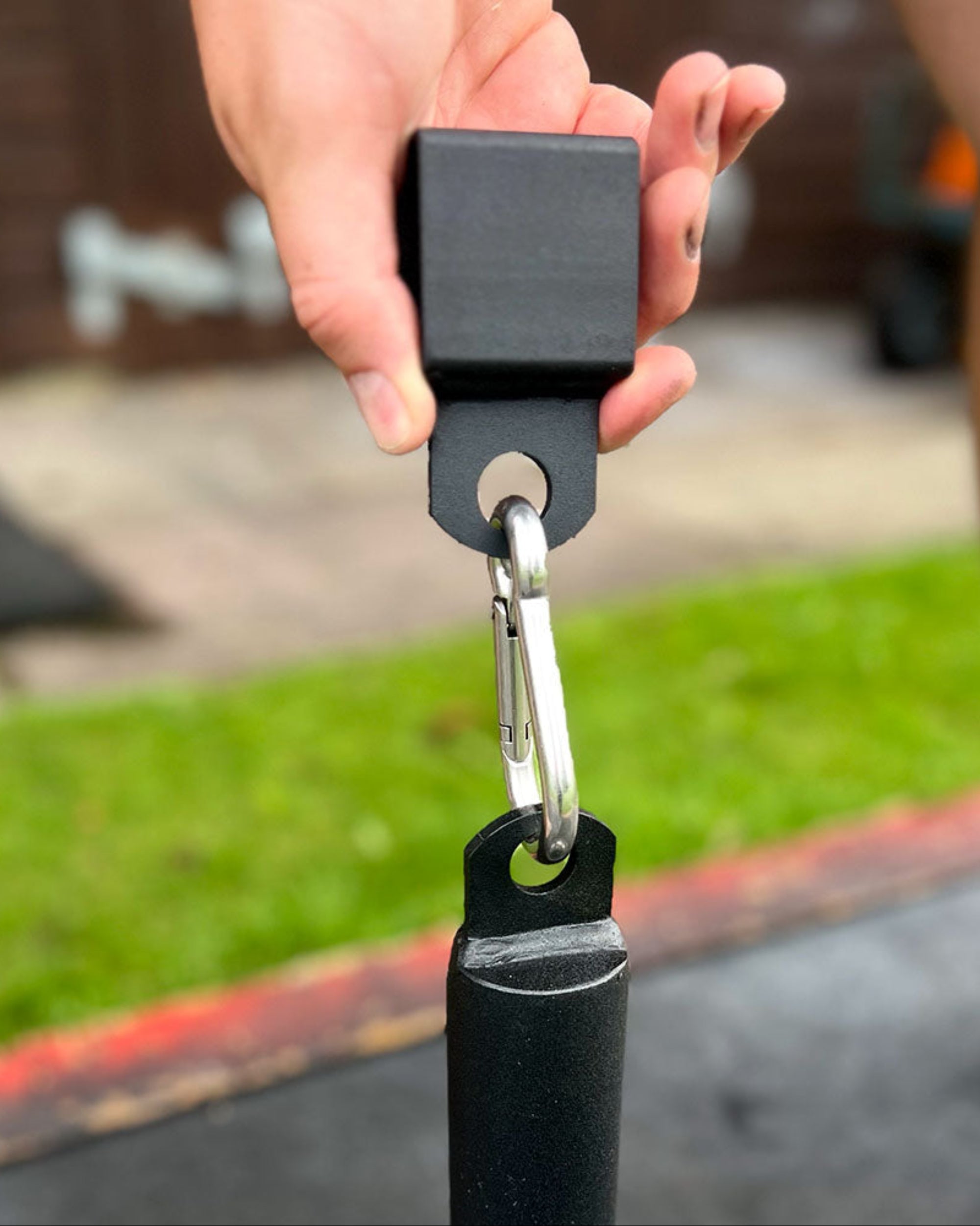 Inch Pinch Grip Tool In Hand